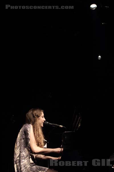 BIRDY - 2012-09-10 - PARIS - La Cigale - 